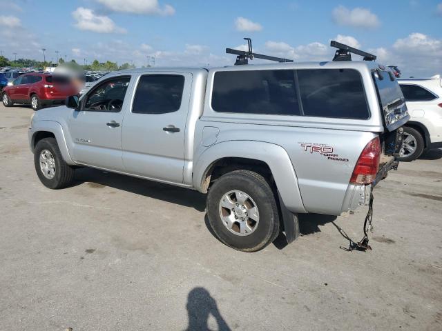 5TEJU62N98Z515370 - 2008 TOYOTA TACOMA DOUBLE CAB PRERUNNER SILVER photo 2