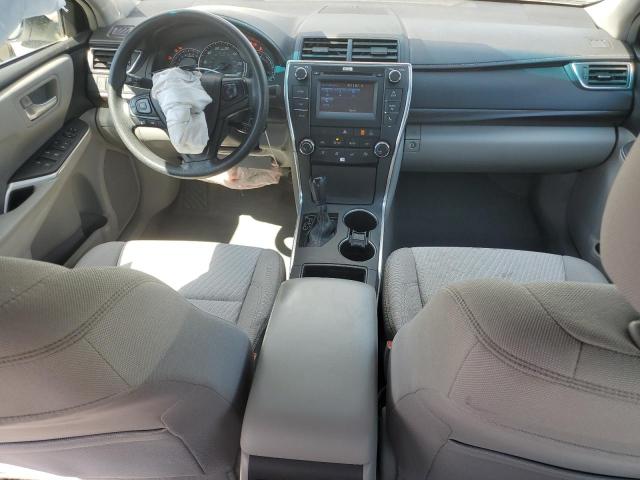 4T4BF1FKXFR502555 - 2015 TOYOTA CAMRY LE WHITE photo 8