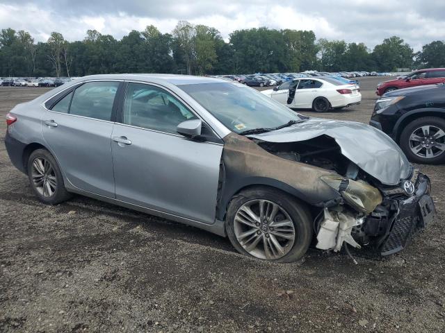 4T1BF1FK5GU138900 - 2016 TOYOTA CAMRY LE Gümüş foto 4