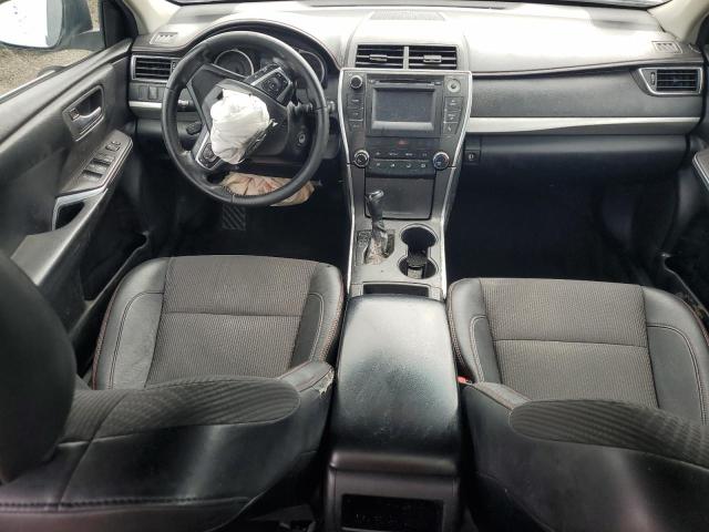 4T1BF1FK5GU138900 - 2016 TOYOTA CAMRY LE Gümüş foto 8