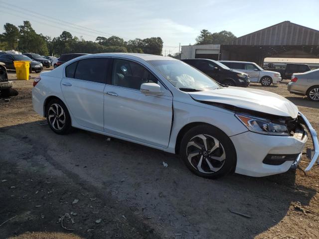 1HGCR3F89GA006774 - 2016 HONDA ACCORD EXL WHITE photo 4