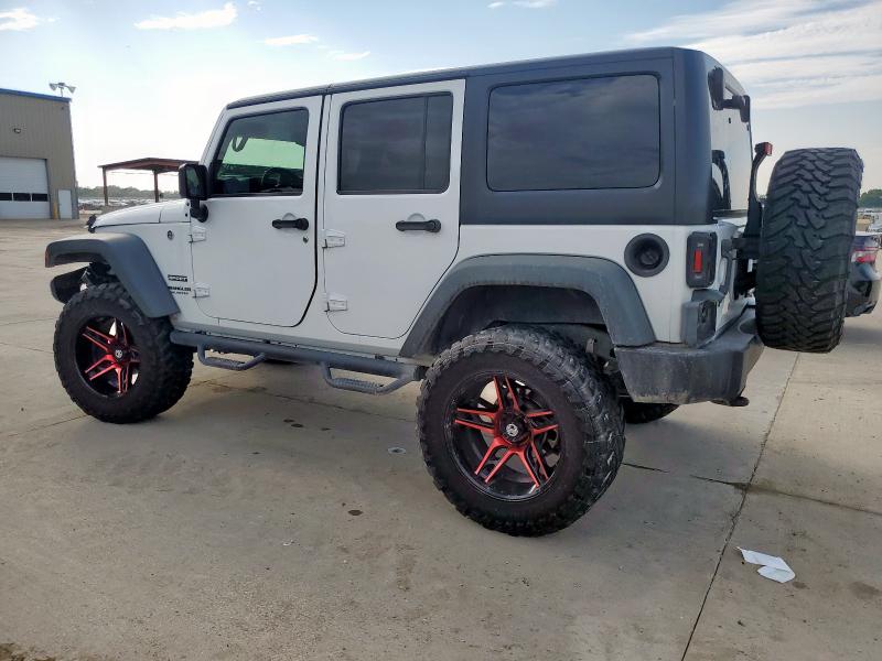 1C4BJWDG3GL242256 - 2016 JEEP WRANGLER UNLIMITED SPORT WHITE photo 2