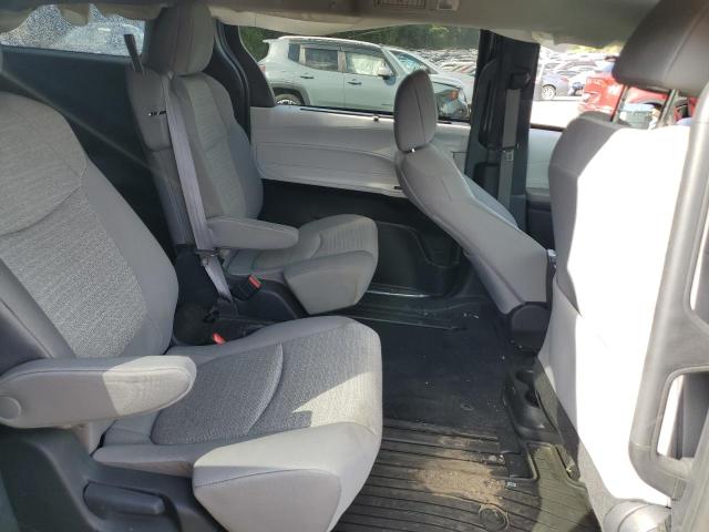 5TDBRKEC9SS235073 - 2025 TOYOTA SIENNA LE 绿色 照片 11