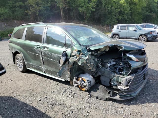 5TDBRKEC9SS235073 - 2025 TOYOTA SIENNA LE 绿色 照片 4