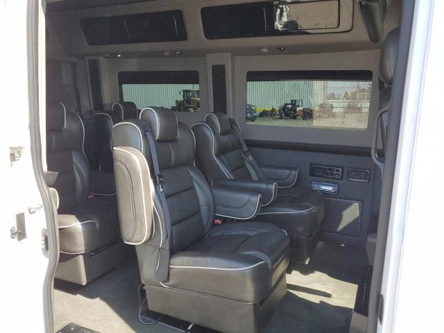 3C6TRVPG8HE550785 - 2017 RAM PROMASTER 2500 HIGH WHITE photo 11