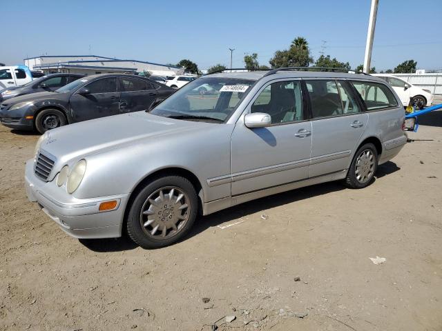 2001 MERCEDES-BENZ E 320, 