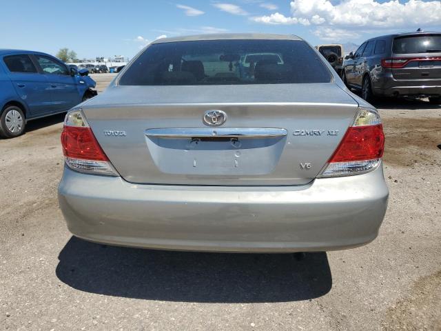 JTDBF30K750162371 - 2005 TOYOTA CAMRY LE 银色 照片 6