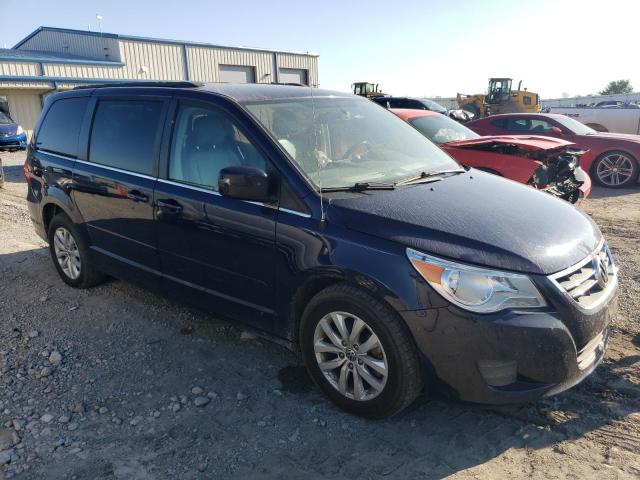 2C4RVABG7CR217645 - 2012 VOLKSWAGEN ROUTAN SE BLUE photo 4