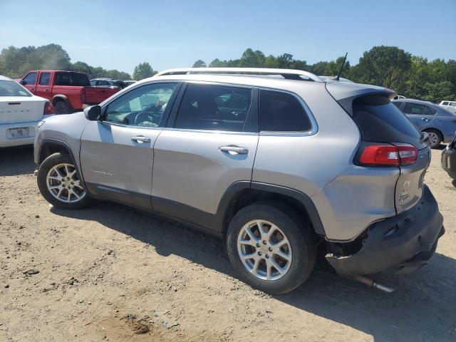 1C4PJMCB2JD603638 - 2018 JEEP CHEROKEE LATITUDE SILVER photo 2