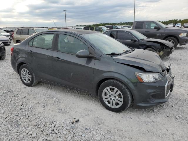 1G1JB5SH5H4137673 - 2017 CHEVROLET SONIC LS GRAY photo 4