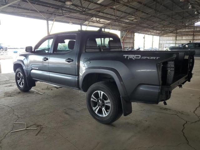 3TMAZ5CN3JM075966 - 2018 TOYOTA TACOMA DOUBLE CAB Gri fotoğraf 2