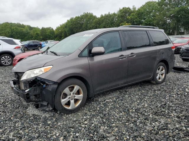 2012 TOYOTA SIENNA LE, 