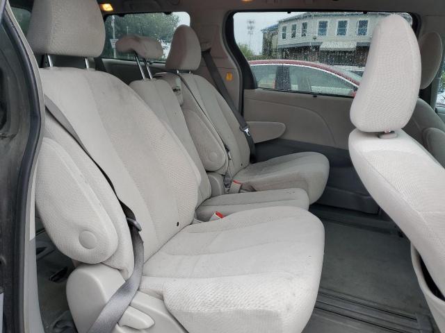 5TDKK3DC9CS216925 - 2012 TOYOTA SIENNA LE BROWN photo 11