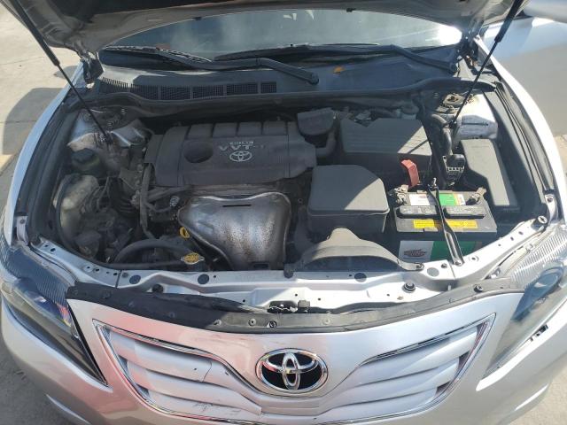 4T1BF3EK5AU053978 - 2010 TOYOTA CAMRY BASE SILVER photo 11