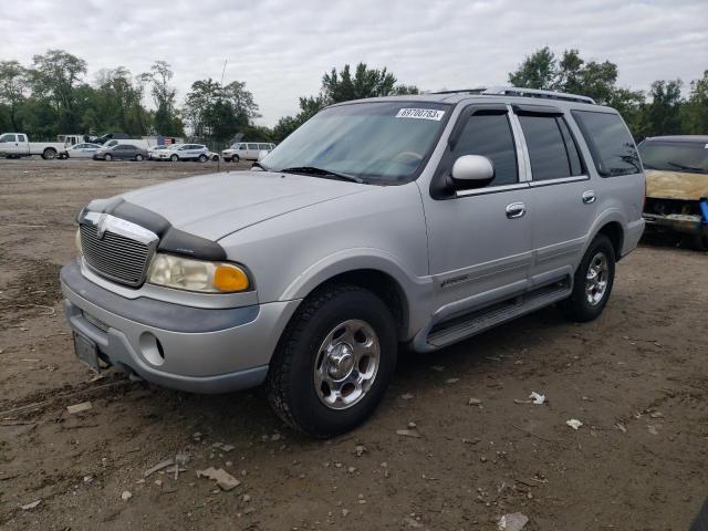 5LMPU28L3WLJ25667 - 1998 LINCOLN NAVIGATOR 灰色 照片 1