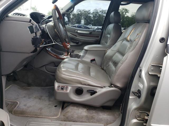 5LMPU28L3WLJ25667 - 1998 LINCOLN NAVIGATOR 灰色 照片 7