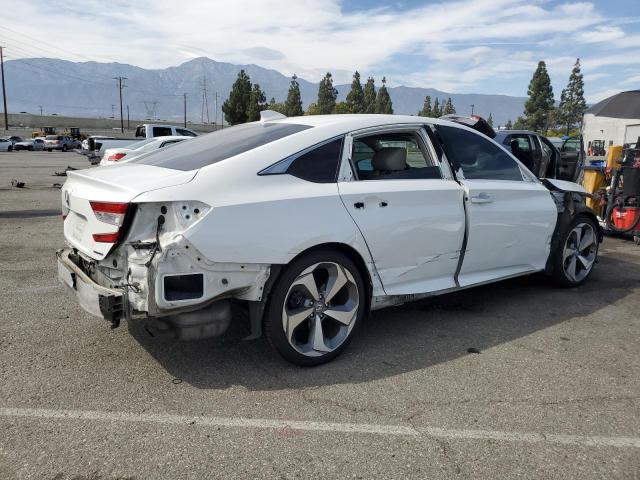 1HGCV1F96JA108548 - 2018 HONDA ACCORD TOURING Белый фото 3