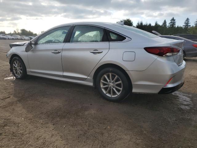 5NPE24AF1JH712337 - 2018 HYUNDAI SONATA SE SILVER photo 2