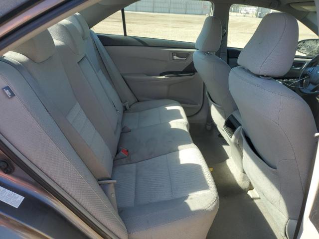 4T1BF1FK7FU076351 - 2015 TOYOTA CAMRY LE GRAY photo 10