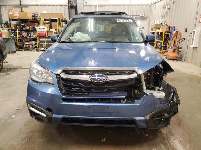 JF2SJAECXHG458194 - 2017 SUBARU FORESTER 2.5I PREMIUM BLUE photo 5