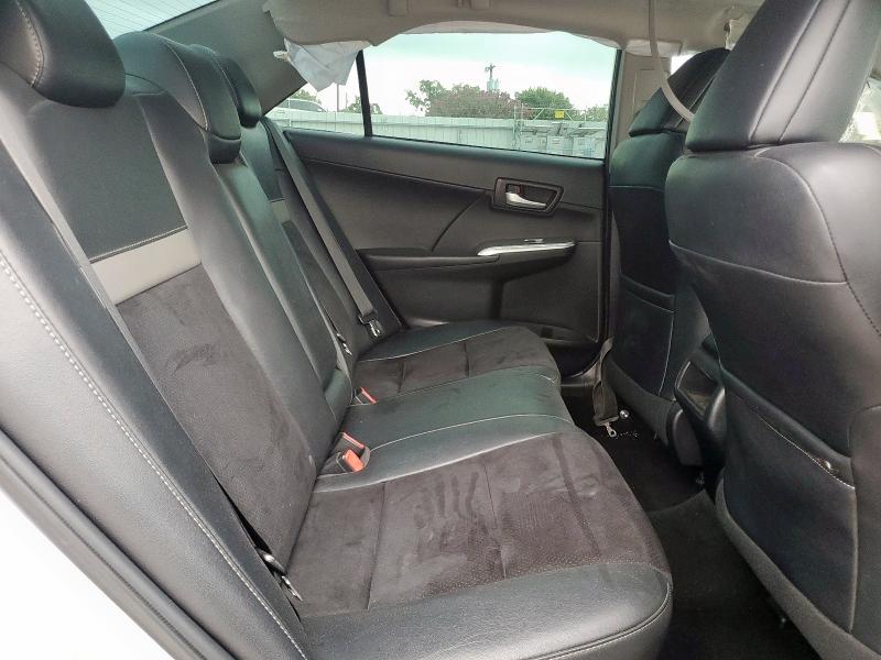 4T1BF1FKXCU569775 - 2012 TOYOTA CAMRY BASE SILVER photo 10