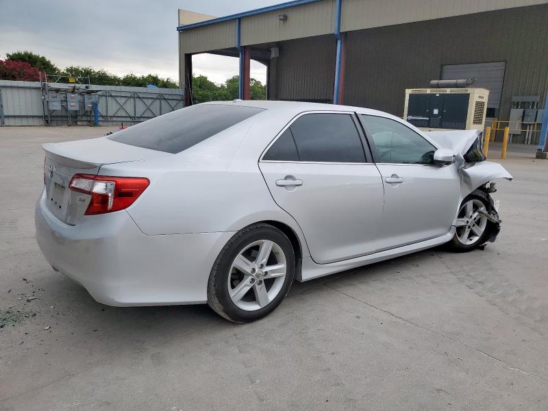 4T1BF1FKXCU569775 - 2012 TOYOTA CAMRY BASE SILVER photo 3