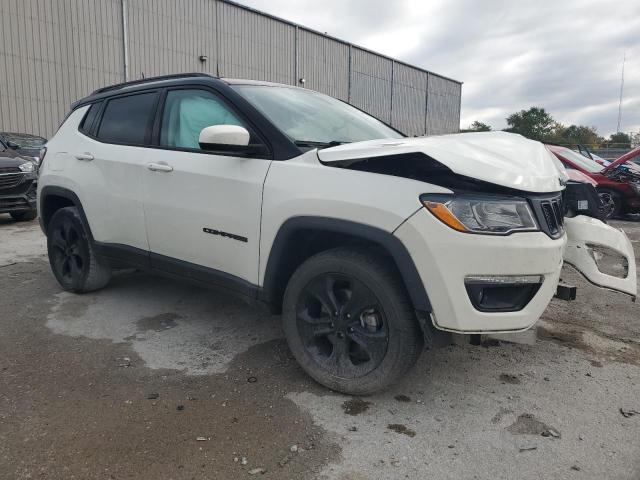 3C4NJDBB7MT544092 - 2021 JEEP COMPASS LATITUDE Weiß Foto 4