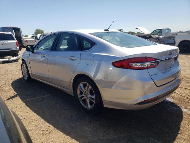 3FA6P0H77JR179913 - 2018 FORD FUSION SE SILVER photo 2