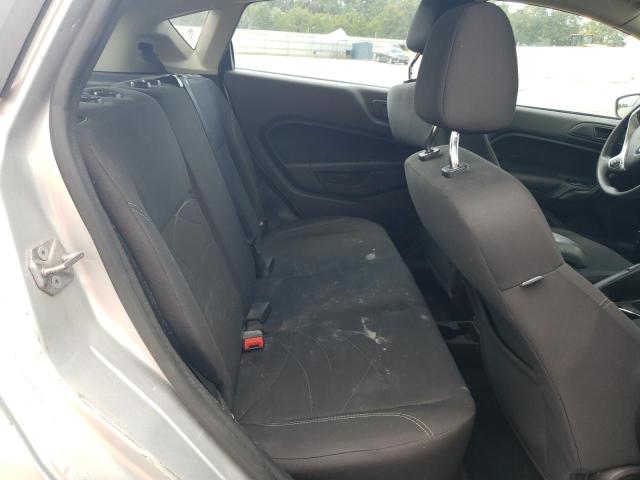 3FADP4EJ7KM139862 - 2019 FORD FIESTA SE Silber Foto 11