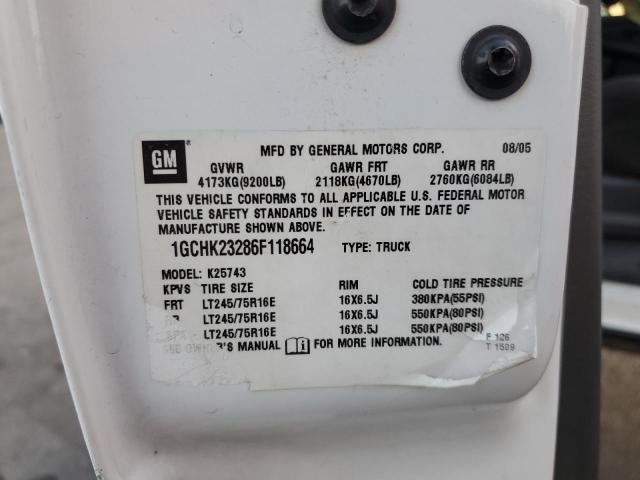1GCHK23286F118664 - 2006 CHEVROLET SILVERADO K2500 HEAVY DUTY WHITE photo 12