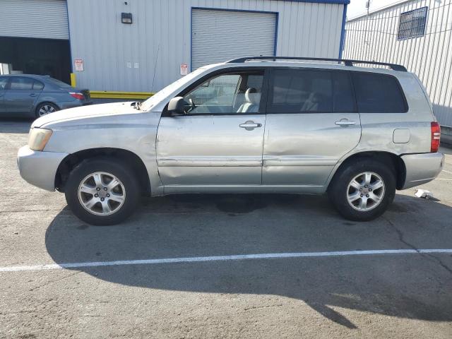 2003 TOYOTA HIGHLANDER, 