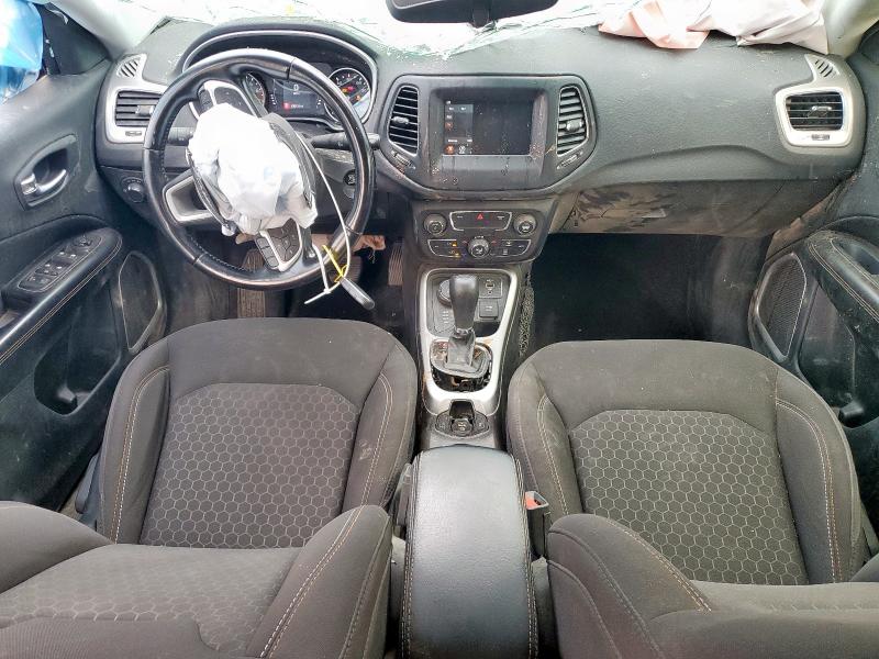 3C4NJDAB5LT210188 - 2020 JEEP COMPASS SPORT 白色 照片 8