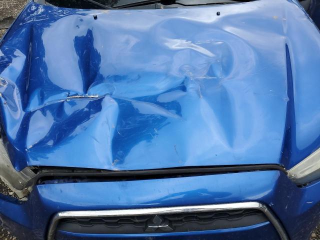 4A4AR3AUXFE019575 - 2015 MITSUBISHI OUTLANDER ES BLUE photo 12