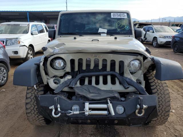 1C4HJWFG9HL634635 - 2017 JEEP WRANGLER RUBICON GREEN photo 5