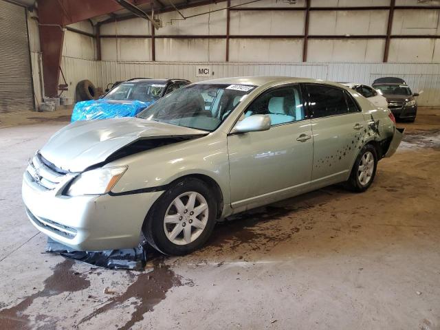 2006 TOYOTA AVALON XL, 