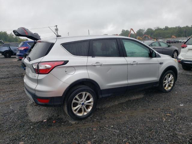 1FMCU9GD4HUD33476 - 2017 FORD ESCAPE SE SILVER photo 3