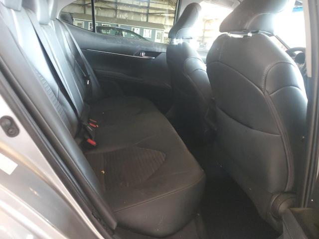 4T1B11HKXKU216222 - 2019 TOYOTA CAMRY L 银色 照片 10