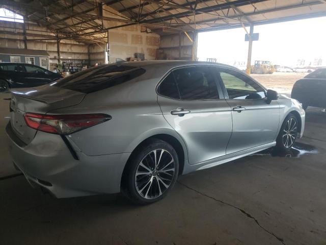 4T1B11HKXKU216222 - 2019 TOYOTA CAMRY L 银色 照片 3