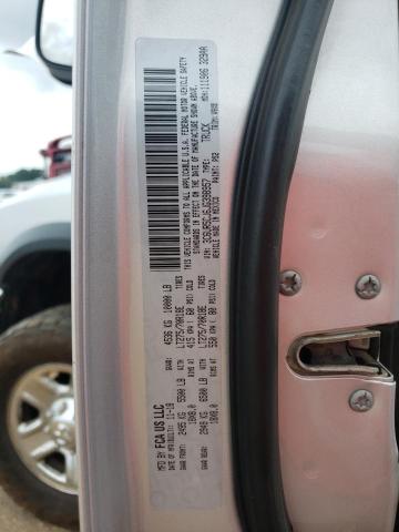 3C6UR5CJ6JG398957 - 2018 RAM 2500 ST SILVER photo 13