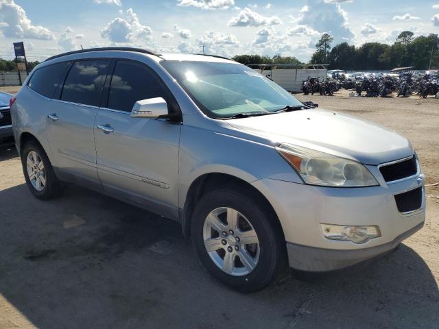 1GNER23D99S131281 - 2009 CHEVROLET TRAVERSE LT SILVER photo 4