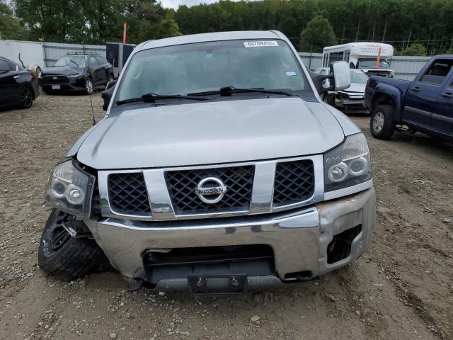 1N6AA07A14N513960 - 2004 NISSAN TITAN XE GRAY photo 5