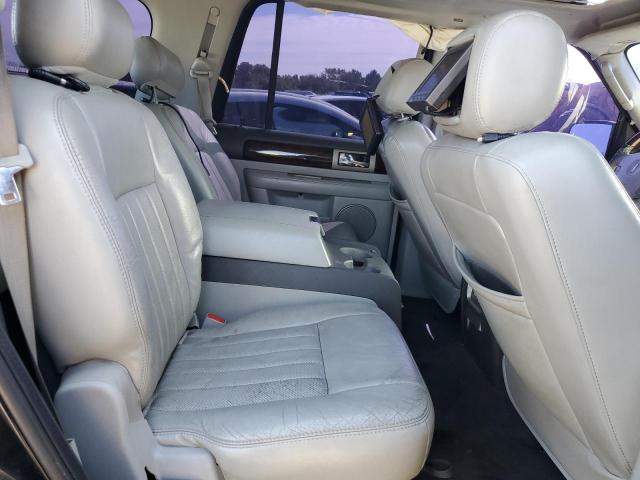 5LMFU27R84LJ24383 - 2004 LINCOLN NAVIGATOR შავი ფოტო 11