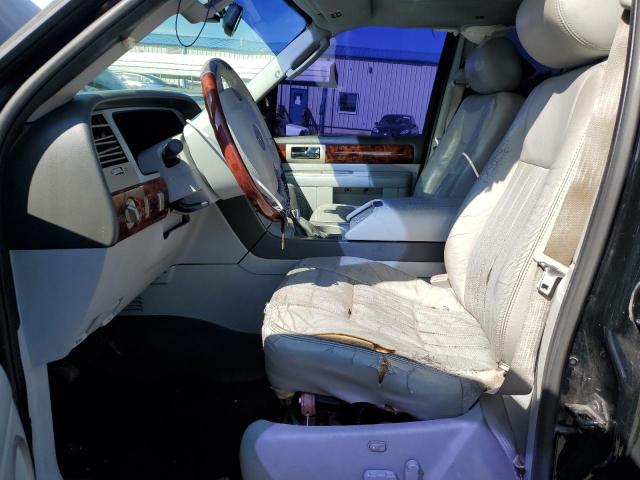 5LMFU27R84LJ24383 - 2004 LINCOLN NAVIGATOR შავი ფოტო 7