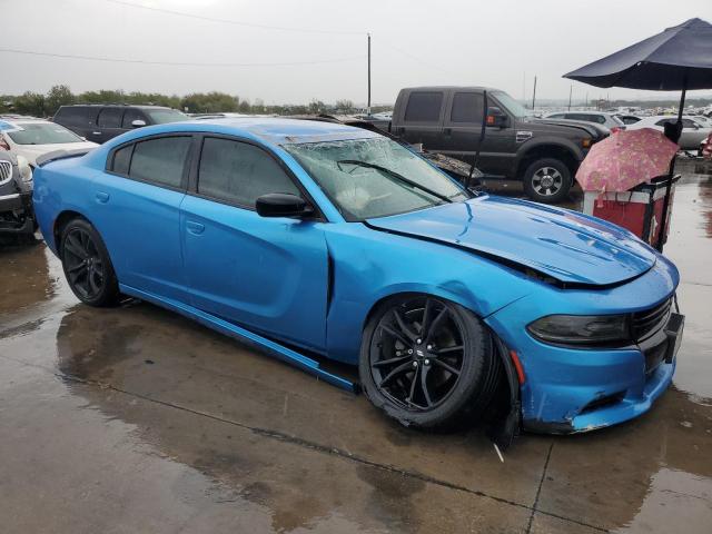 2C3CDXBG5JH335499 - 2018 DODGE CHARGER SXT BLUE photo 4