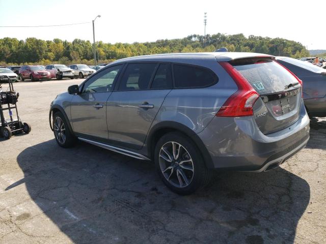 YV440MWK4H1040943 - 2017 VOLVO V60 CROSS PREMIER GRAY photo 2