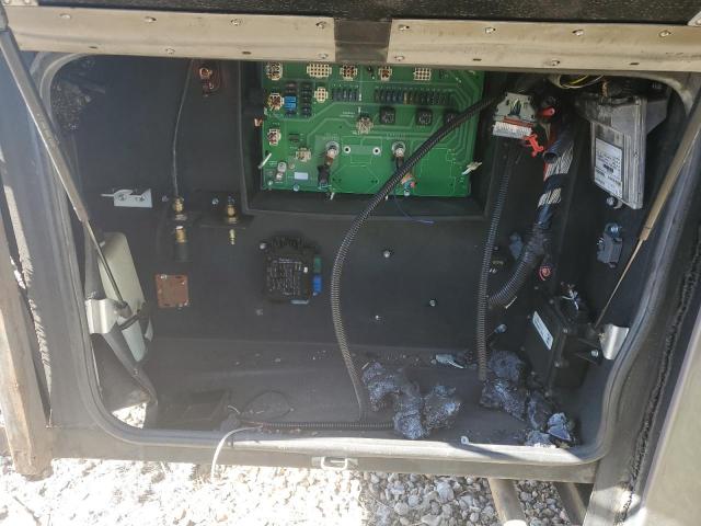 1RF22454022017404 - 2002 ROADMASTER RAIL RAISED RAI BURN photo 7