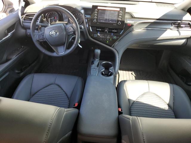 4T1G11AKXRU888551 - 2024 TOYOTA CAMRY SE NIGHT SHADE WHITE photo 8