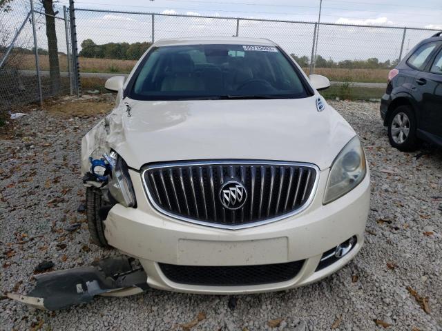 1G4PP5SK4D4181328 - 2013 BUICK VERANO WHITE photo 5