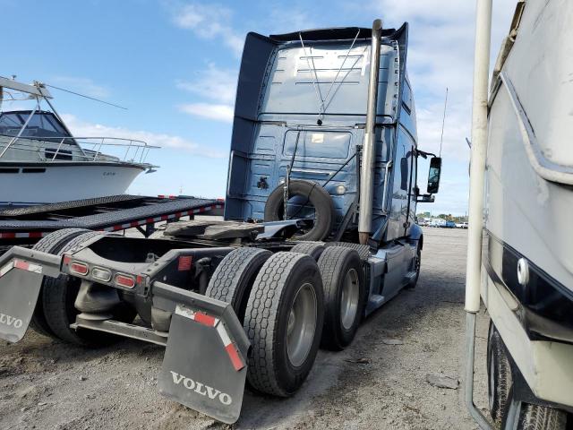 4V4WC9EH9MN288859 - 2021 VOLVO VNR BLUE photo 3