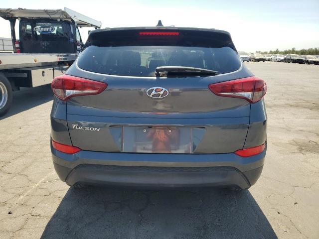 KM8J33A45JU600808 - 2018 HYUNDAI TUCSON SEL GRAY photo 6